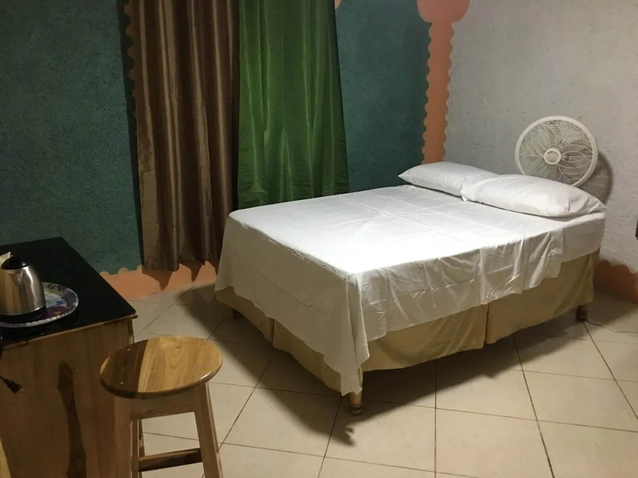 Becaville Port Antonio Oda ve Kahvaltı