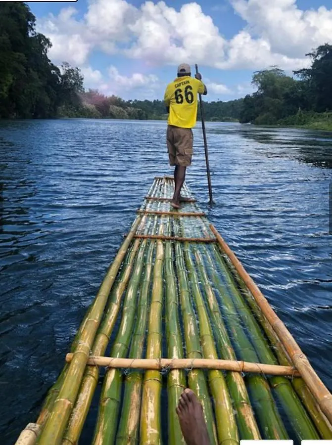 Becaville Port Antonio 0*,